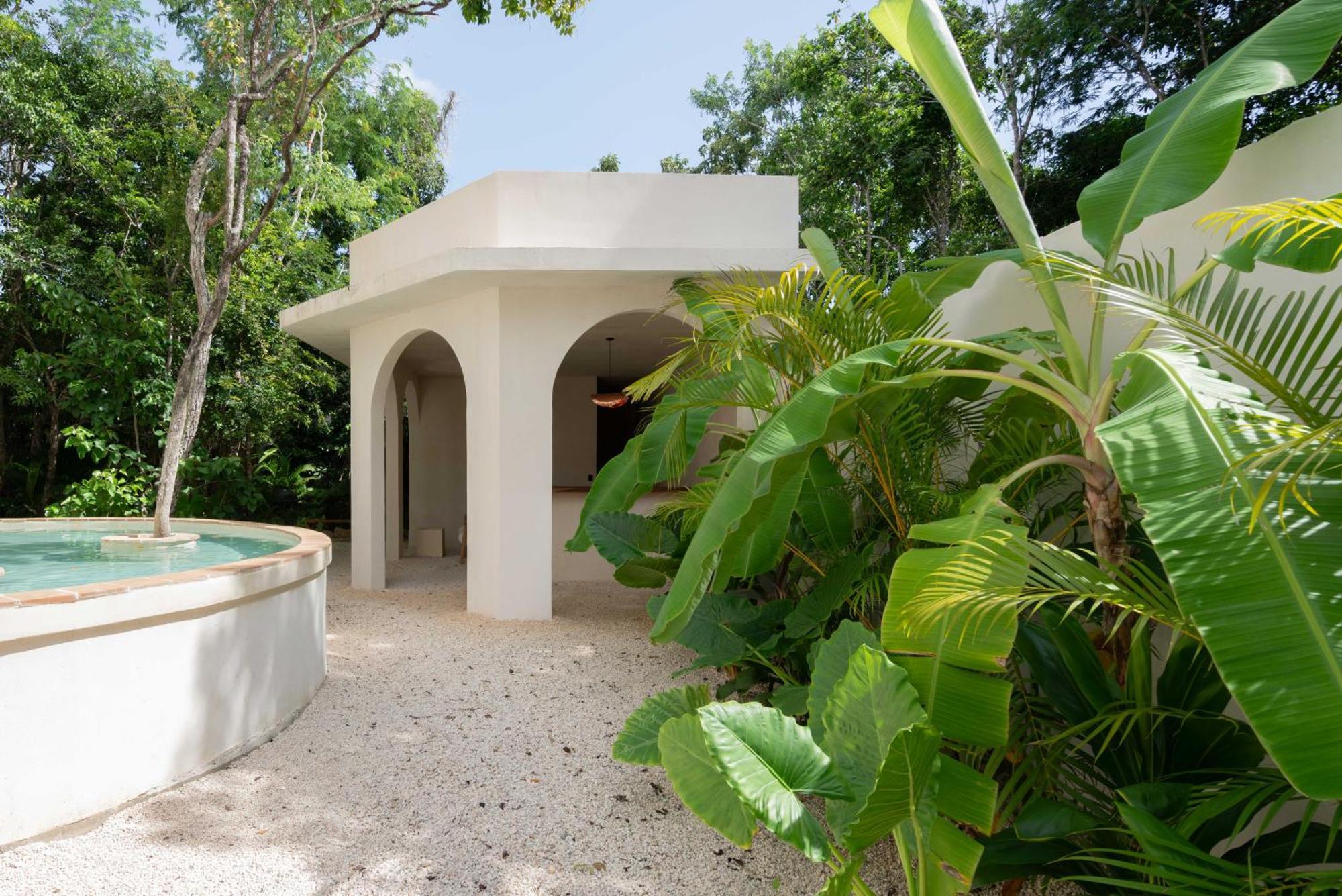 Anat Tantric Boutique 5*