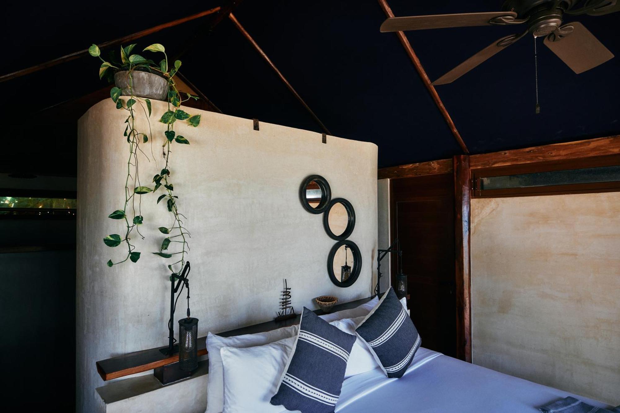 Libelula Beachfront Hotel Tulum