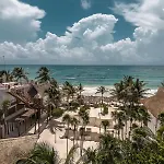 Niken Beachfront Tulum Hotel