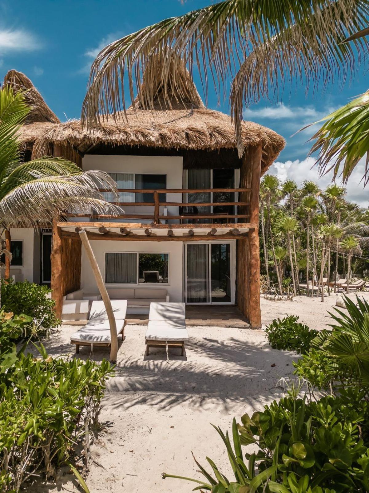 Niken Beachfront 4*