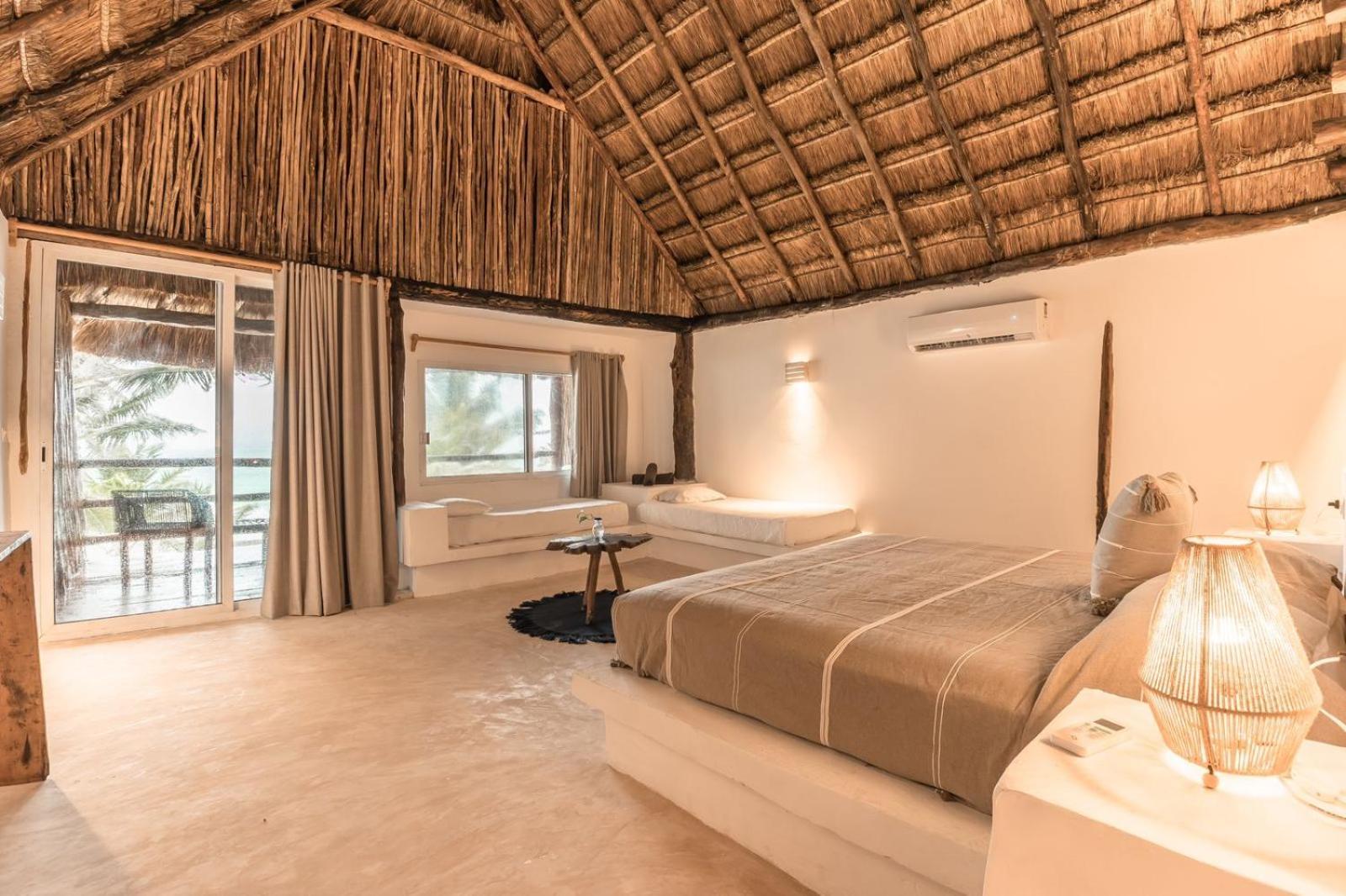 Niken Beachfront Hotel