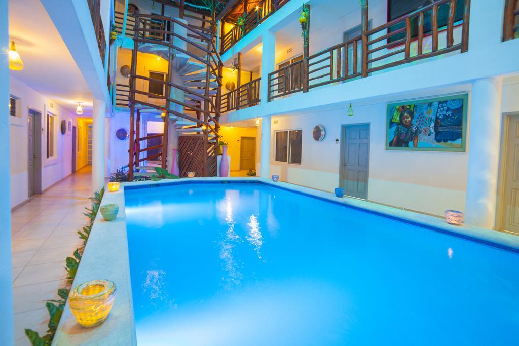 Mestizo Gallery Hotel 4*